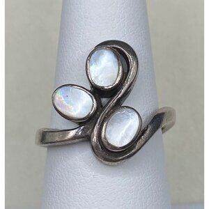 Sterling silver mother of Pearl ring